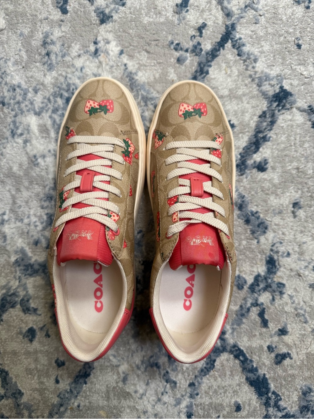NEW in Box Coach Strawberry-Print Signature Sneakers
